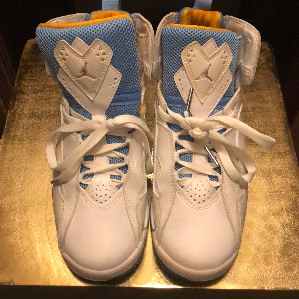 Jordan VII (7)